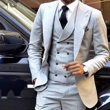 Tanie Światło Szary Mężczyźni Garnitur Weselny Slim Fit 3 Sztuka Tuxedo Pan Młody Flower Girl Niestandardowe Garnitury Męskie Na ślub Traje Hombre