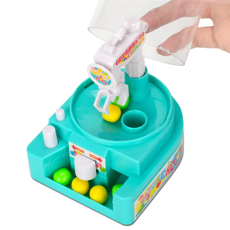 Mini Doll Machine Grab Ball Candy Catcher Gum Crane Kids Party Toys Role Play juguetes brinquedos oyuncak speelgoed  #4J19 (5)