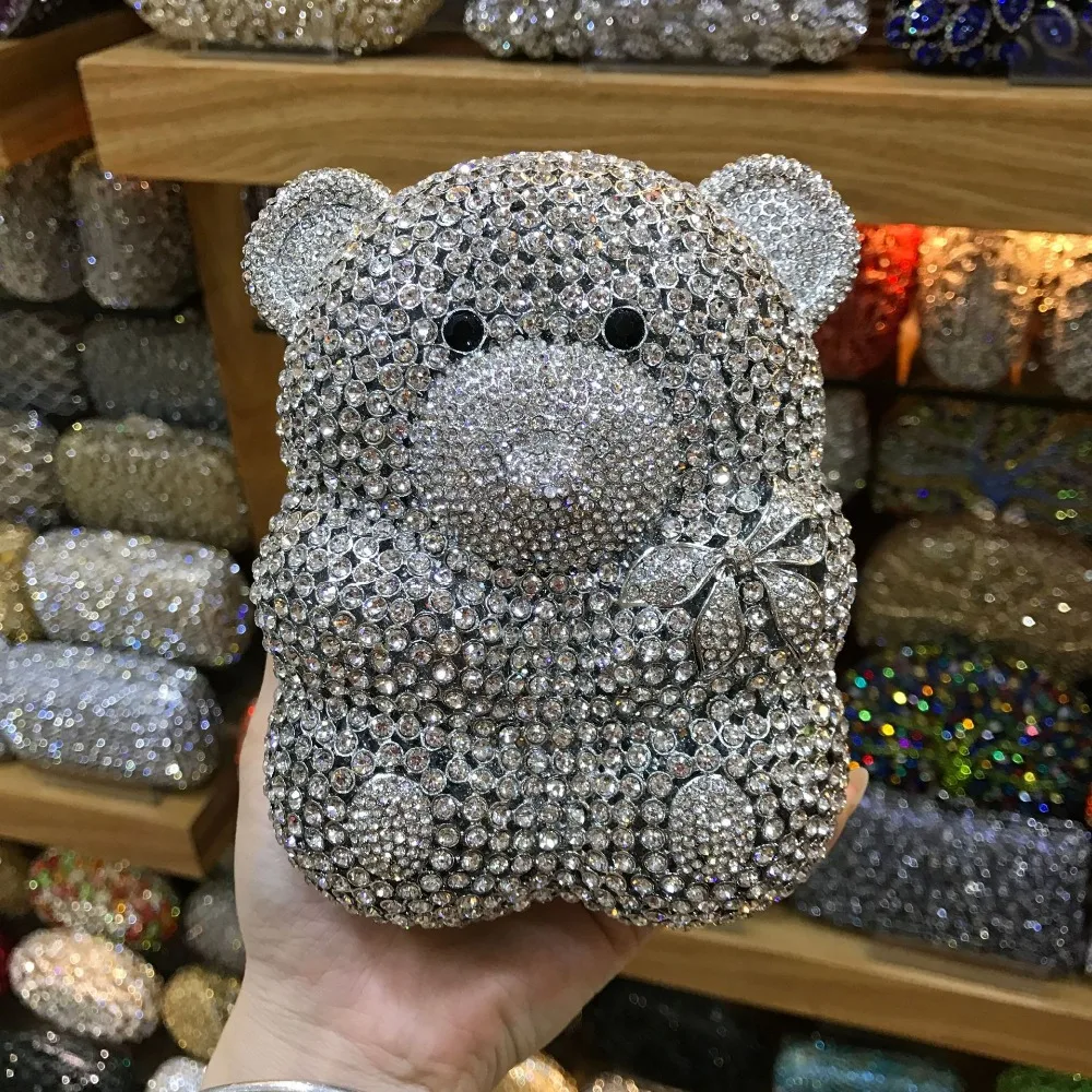 8755595672_948400907