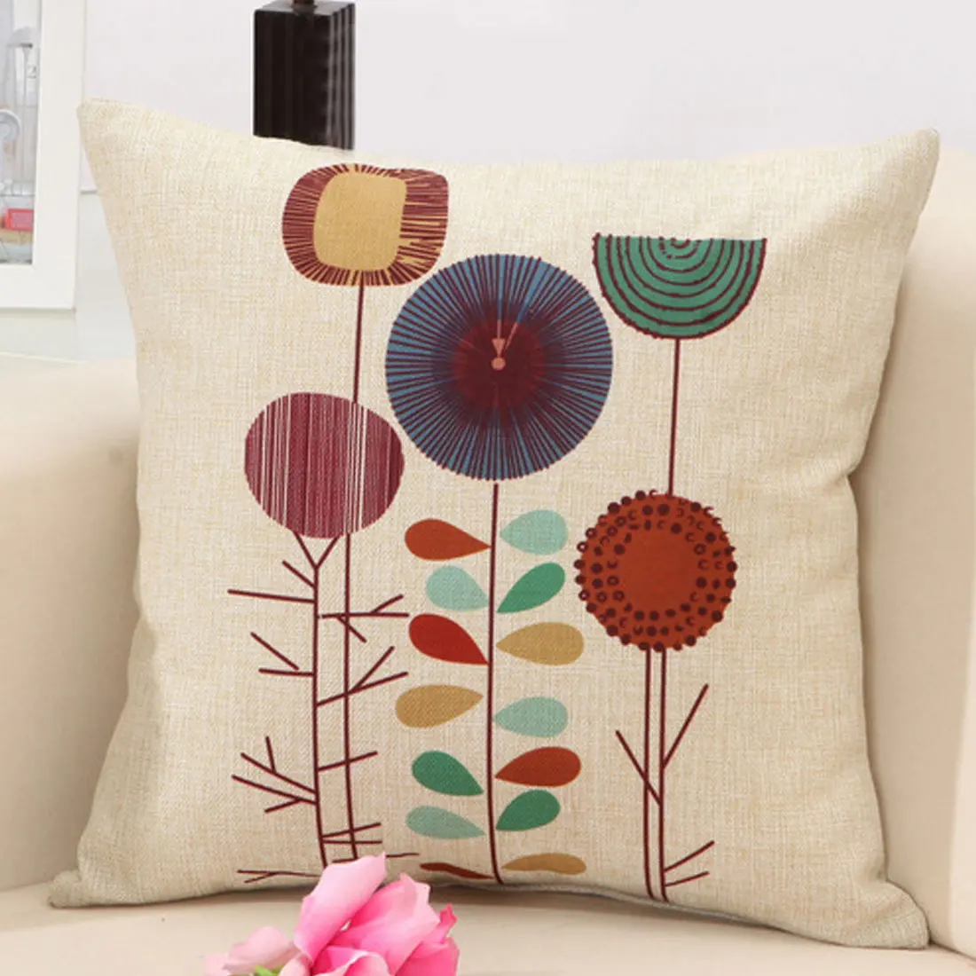 Необычные диванные подушки