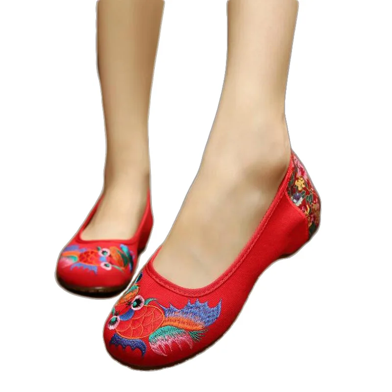 Chinese Traditional Embroidery Shoes Woman Casual Fish Ladies Shoe New ...