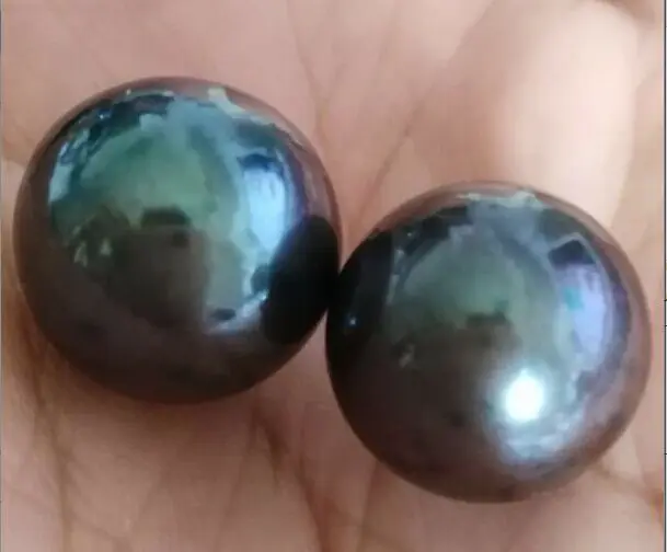 

two 14.5mm 15.1mm natural black loose pearl half drilled004
