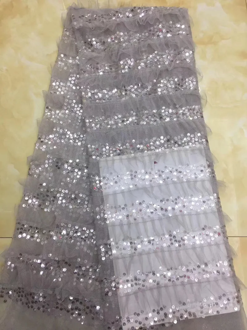 

Free shipping (5yards/pc) very beautiful African French net lace fabric with plicate design and sequins for party dress FZZ095