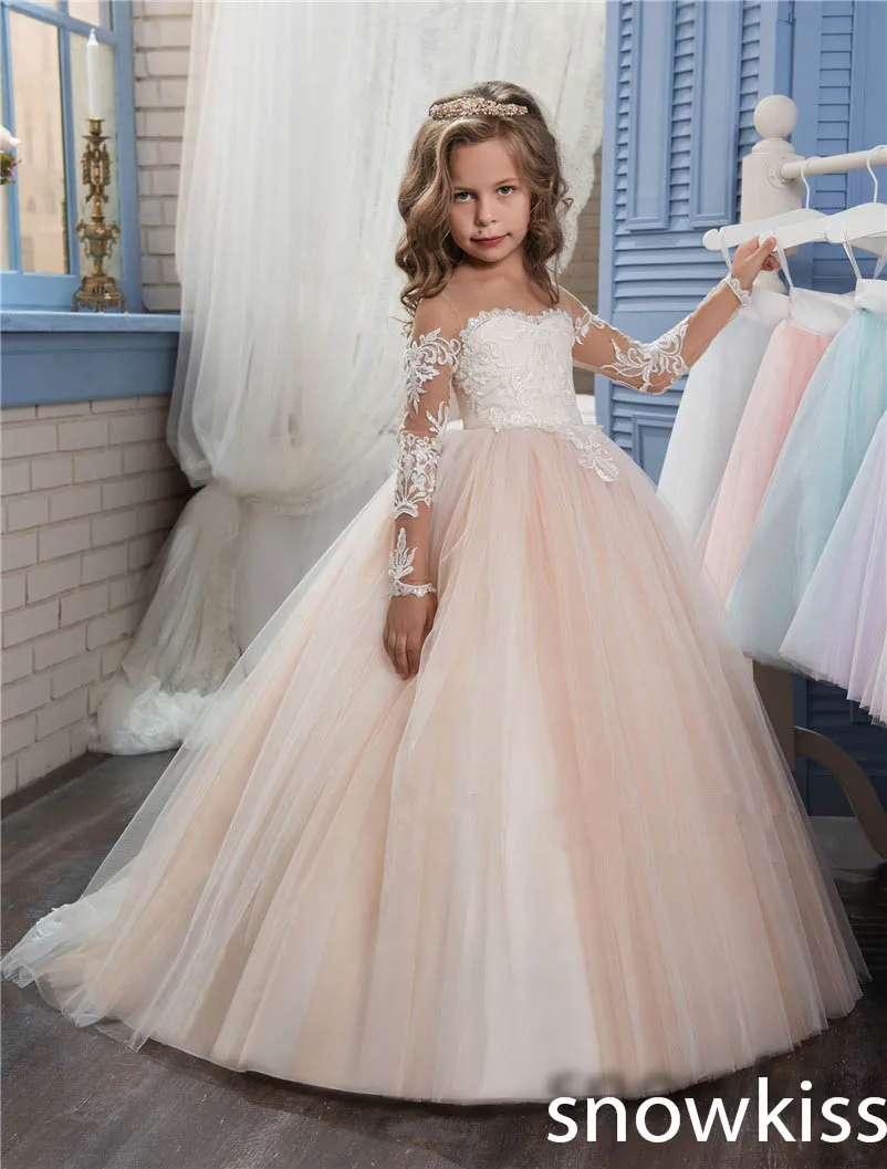 Robe De Mariage De Plage Pour Commentaires Sirène Dos Nu Blanc Robe De Mariée En Vedette Train Col Haut De Robe Demoiselle Dhonneur Robe Maxi