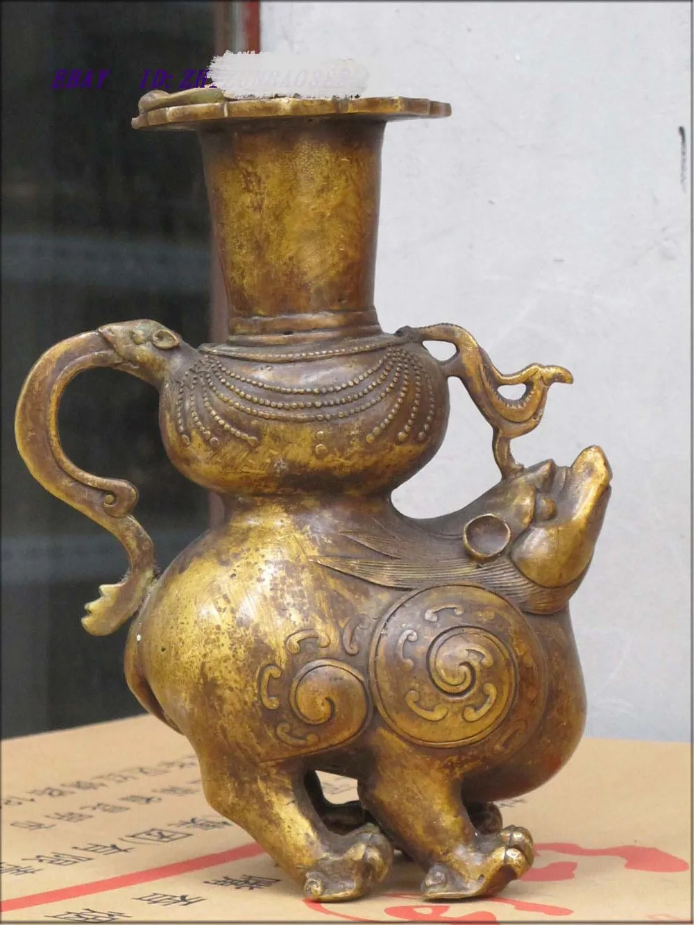 

china Distinctive modelling Bronze gilt dragon phenix Pi Xiu wine cup zun liquor