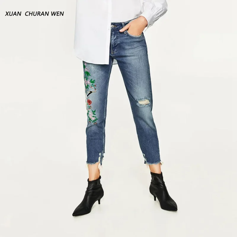Women Wipped Trousers Mid Waist Jeans Women Boyfriend Pants Embroidery Denim Jeans Holes Loose Spring Autumn