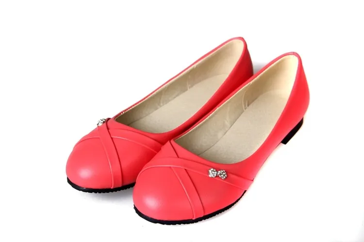 Oxford-обувь для женщин больших размеров 34–47 дамская модная обувь Дамские весенние балетки на плоской подошве с металлическим округлым носком однотонные повседневные 062 - Цвет: Красный