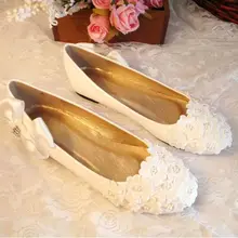 Большие размеры 41, 42, 43 модная обувь с цветочным кружевом; белый цвет; свадебные туфли женские жемчугом Милая Романтический ручной работы; Свадебная обувь для невесты