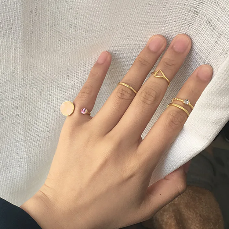 

Set Punk 2017 Your New Fashion Ring Temperament Simple Special Pink Crystal Five-piece Ladies Ring Wholesale Sales