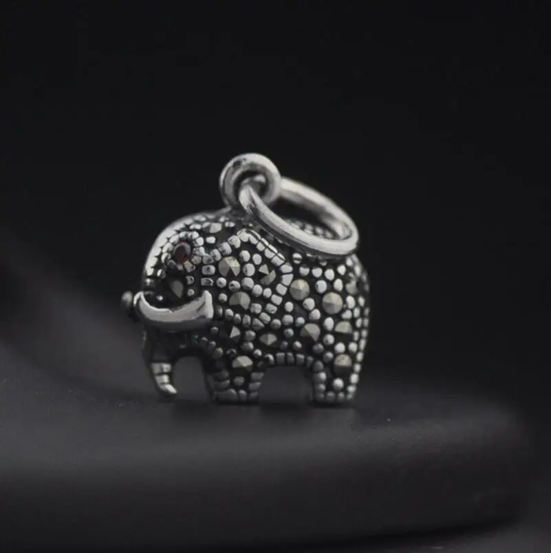 

Sterling 925 Silver Mosaic Elephant Pendant (YRT)
