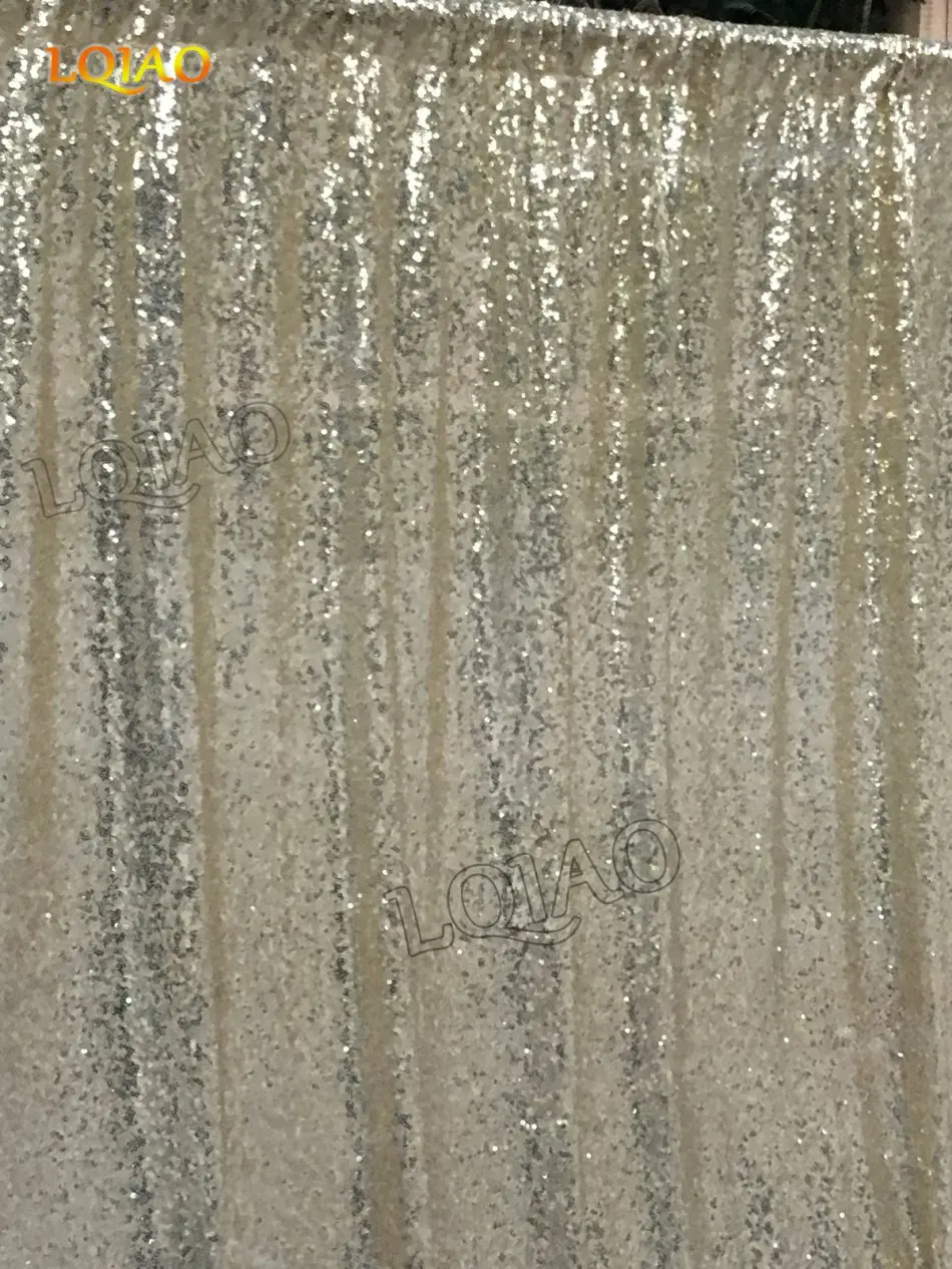 light gold sequin backdrop-011