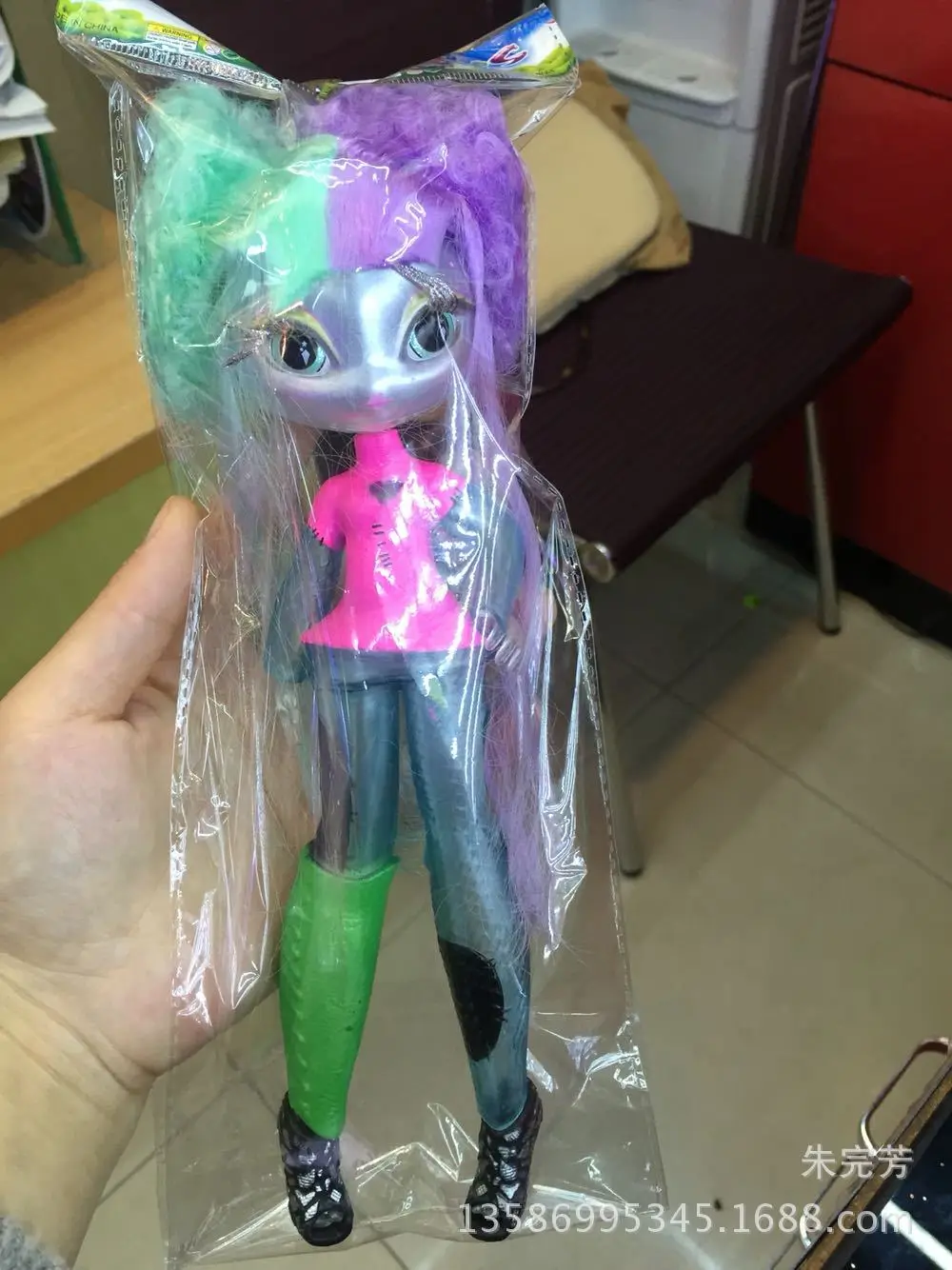 Una Verse кукла монстры игрушка девочка подарок на день рождения Нови Звезды кукла MGA длинные волосы 20 см кукла с одеждой многоцветная кукла игрушка