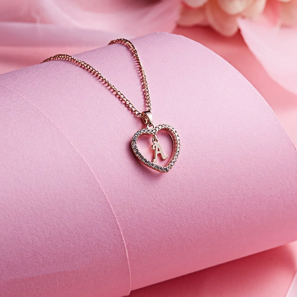 Мода Кристалл самодельная буква индивидуальный кулон ожерелье s для женщин Девушка Имя длинное цвета розового золота с сердечками ожерелье Подарочное кольцо