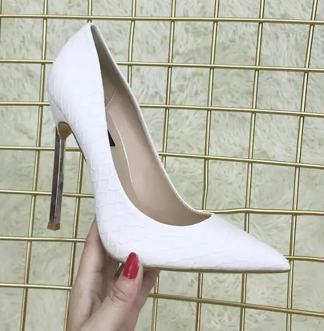 Carole Levy Newest White Snakeskin Pattern High Heel Shoes Woman 2019 Sexy Pointed Toe Thin Heels Pumps Runway Dress Shoes