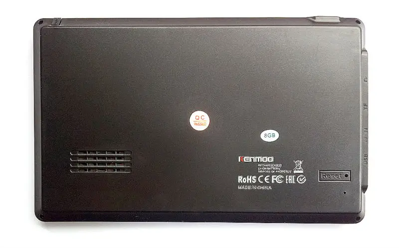 новый 7 дюймовый hd автомобильный gps навигации 800 мгц fm/4gb/ddr3 256m 2014 карты для tomtom