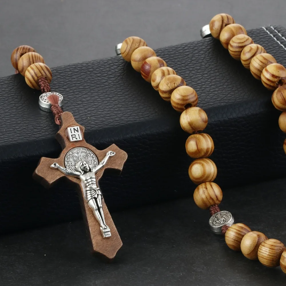 Католическое Распятие ожерелье дерево ожерелье с бусинами на цепи инри святой Бенедикт Крест Кулон Религиозные ювелирные изделия для женщин мужчин MN164
