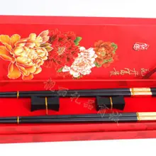 Новые 2 пары китайские классические металлические сплав палочки для еды и деревянная поддержка с красная Подарочная коробочка