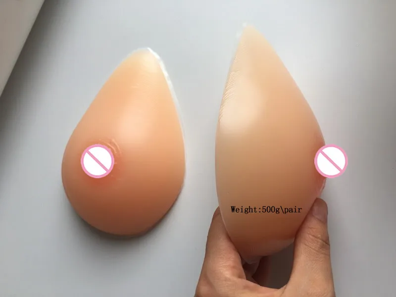 900