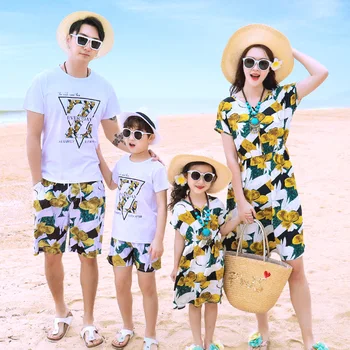

Boy Girl T-shirts Family Look Girl and Mother Dresses Shorts for Father Son Mommy and Dad Baby Boys Summer Clothing Brothers