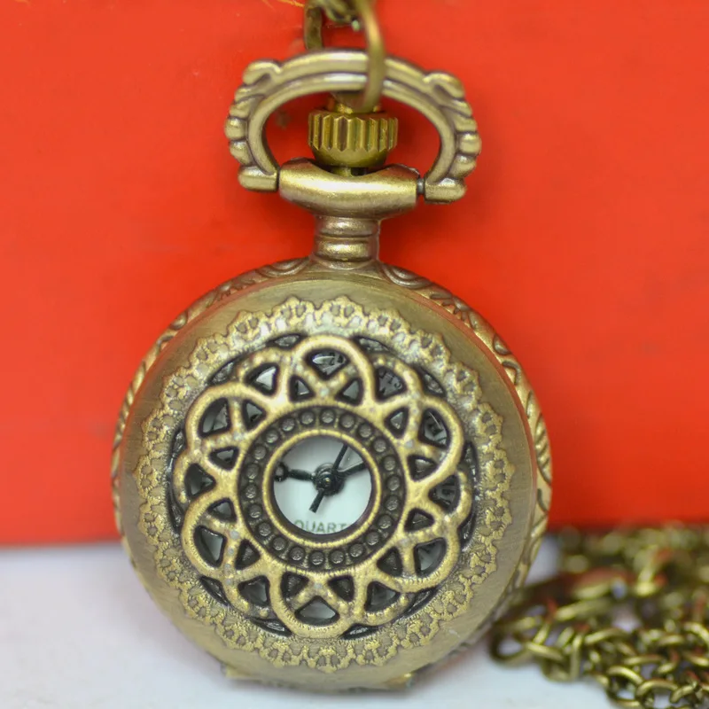 В виде полых цветов цепочки и ожерелья Винтаж Кулон карманные бронзовые часы стимпанк Малый Кварцевые Fob леди