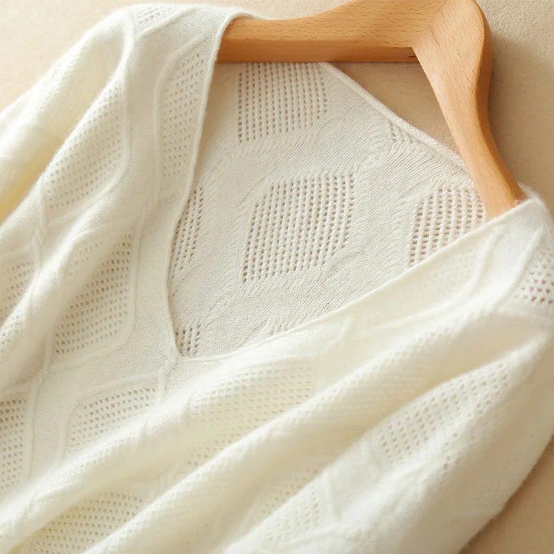

Spring New Hollow V-neck Cashmere Sweater Women's Side open Loose Sweater Autumn Long-Sleeved Sweater