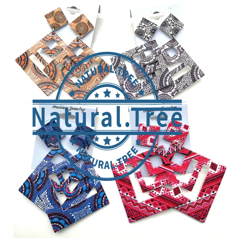 

few stock!! Square wooden earrings can mixed 4 colors