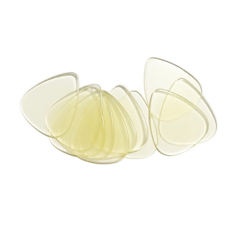 transparent pick 12