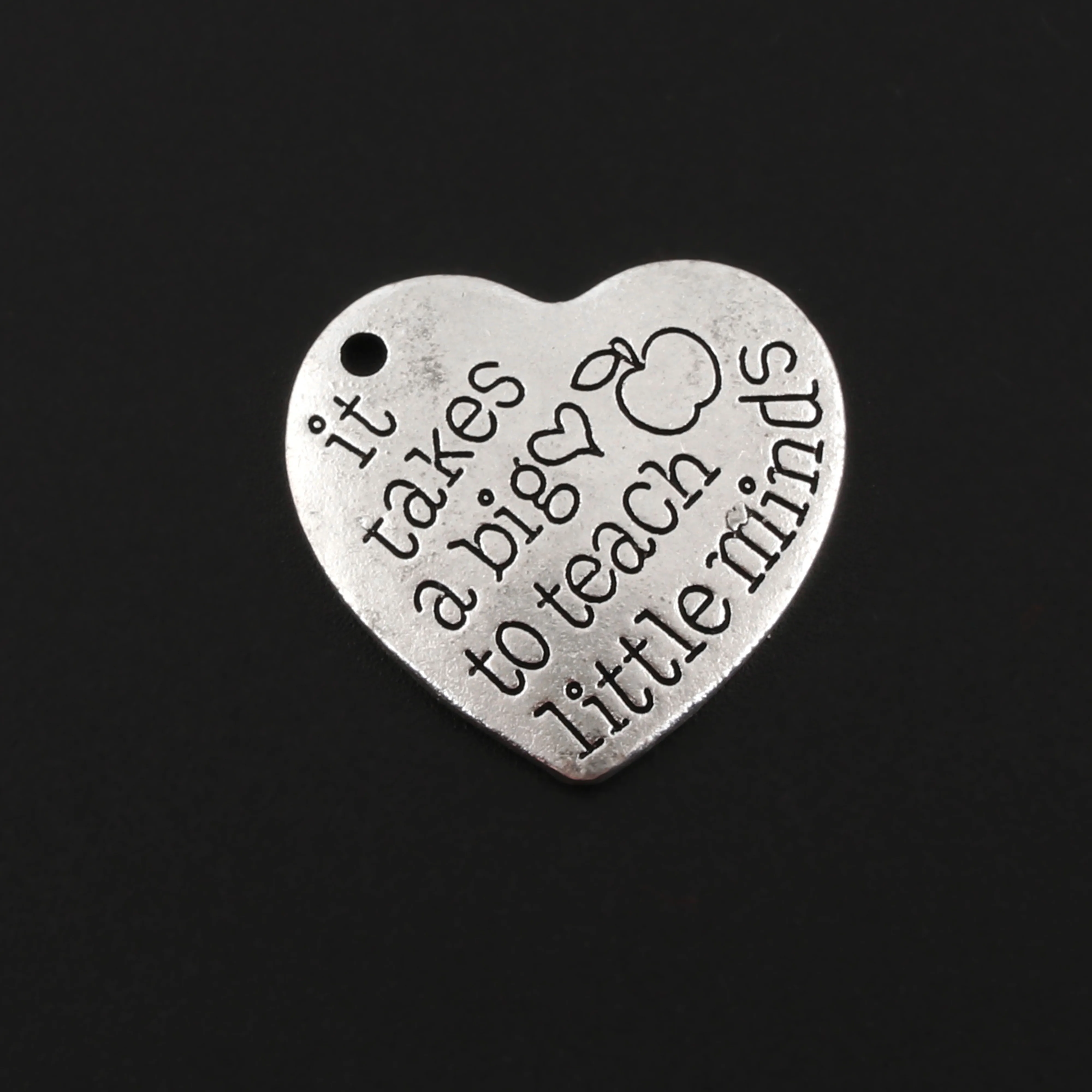 

10Pcs Antique Silver It Takes a Big Heart to Teach Little Minds Word Charms Teacher's Day Gift Jewelry Supplies 24X25mm A1628