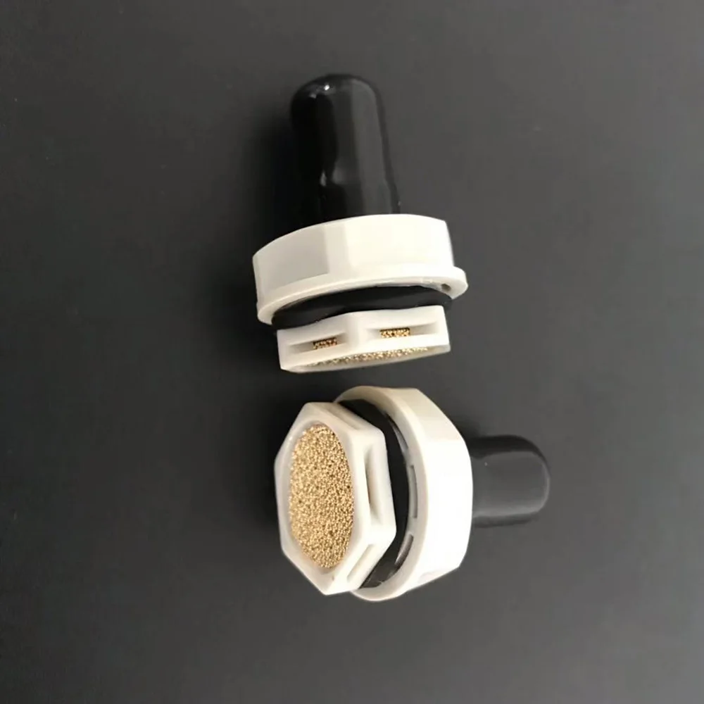 Пластик M16* 1,5 IP66 дышащий водонепроницаемый и пропускает воду в случае, если вода попадет в корпус