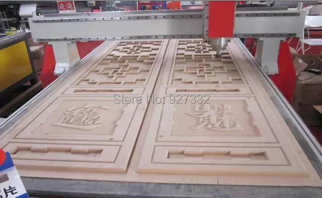 

New CNC Woodworking Machine 3 Axis CNC Router Machine 1325 for Bed Doors Cabinet Wood CNC Milling Engraving Cutting Machine