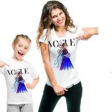 Модные одинаковые Семейные комплекты с принтом принцессы; футболка; одежда для мамы и дочки