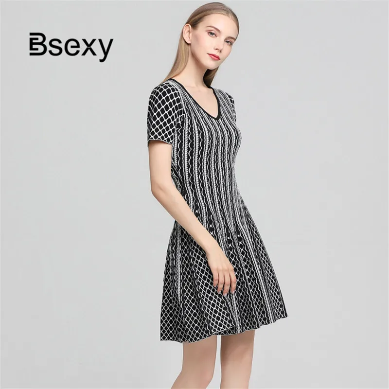 

Cute Women Pink Sweater Dress 2019 V neck Jacquard Striped Slim Mini Dress Fit and Flare ladies dresses robe femme ete