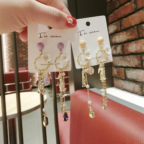 

2019 Korean New Fashion Animal Pearl Statement Earrings Flower Rhinestone Long Tassel Dangle Earrings for Women Jewelry Gifts
