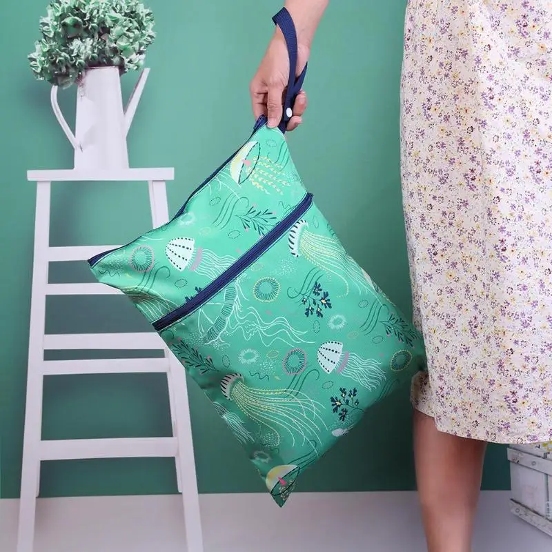 

Waterproof Reusable Wet Bag Printed Nappy Bags Diaper Bag with Two Zipper