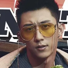 Korean version large frame sunglasses retro metal double-beam Sunglasses fashionable ocean Lens Sunglasses Korean version large frame sunglasses retro metal double-beam Sunglasses fashionable ocean Lens Sunglasses