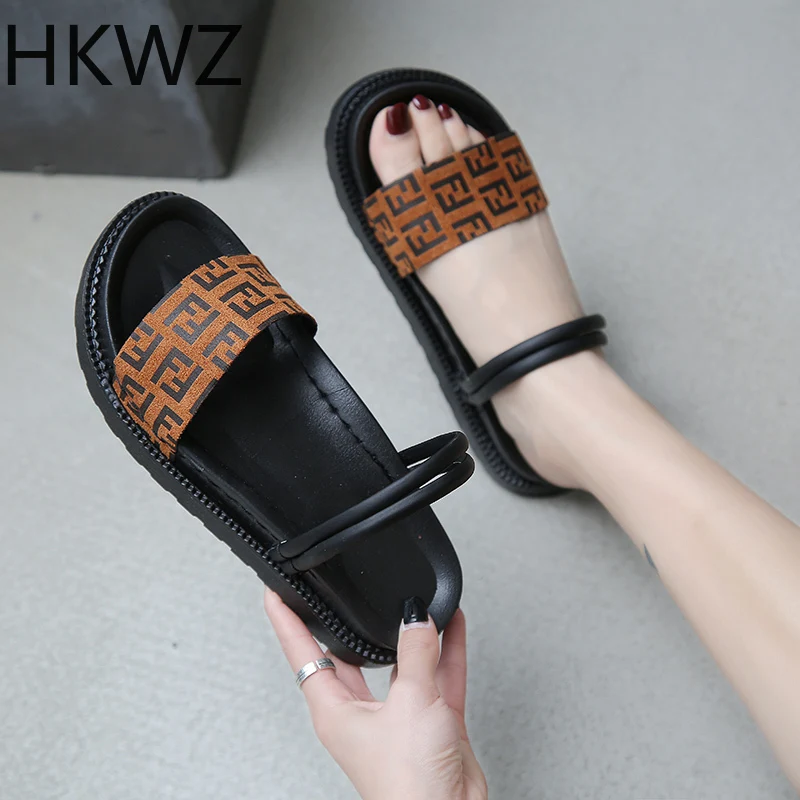 

Ladies sandals brand new wild leopard color set mouth beach thick bottom non-slip sandals comfortable casual two wear slippers