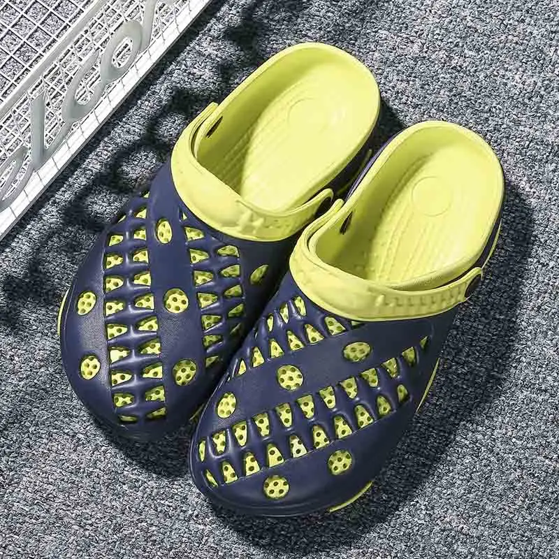 

BomKinta Summer Platform Slippers Men Soft Clogs Men Beach Sandals Skidproof Flip Flops Simple Slippers For Male Size 40-45