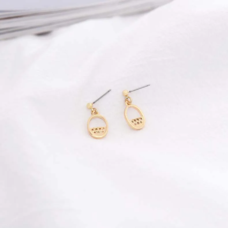 9648018951_892671496