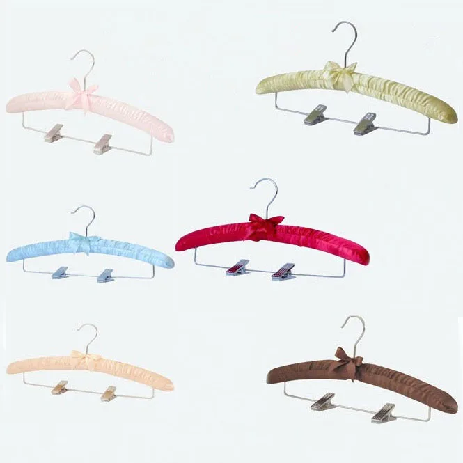 [Free shipping] Colorful Satin Padded Hangers With Metal Clips for
