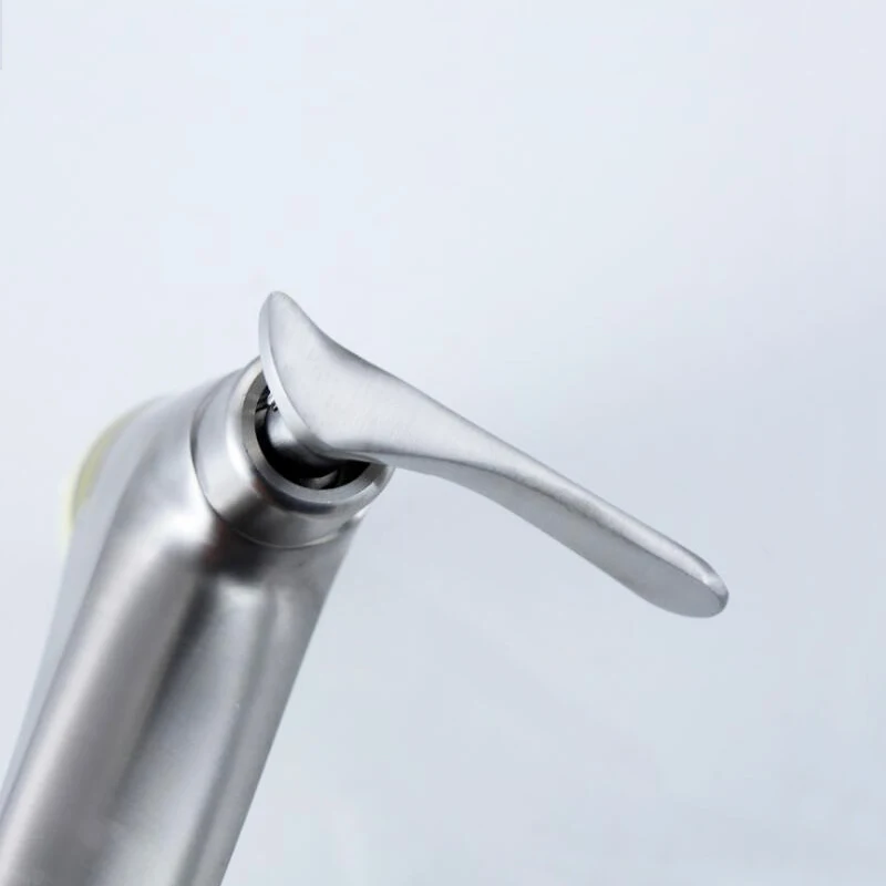 Латунный материал 5 различных цветов горячей и холодной воды на бортике бассейна кран