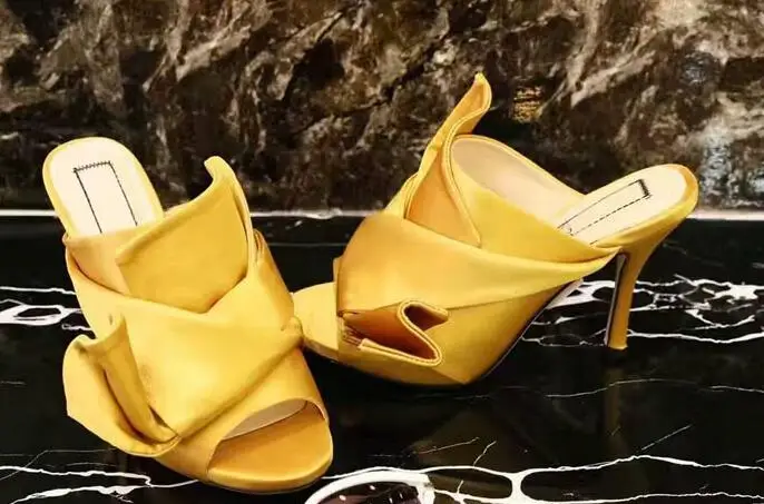 

Hot Sale Women Silk Bow Crossed High Heel Slides Women Summer Fashion Beach Butterfly Slippers Women's Tie Knot Sandals