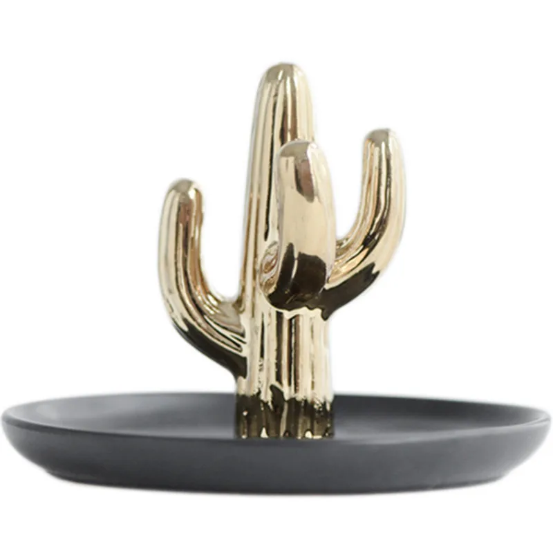 5  Ceramic jewelry dish    (1)