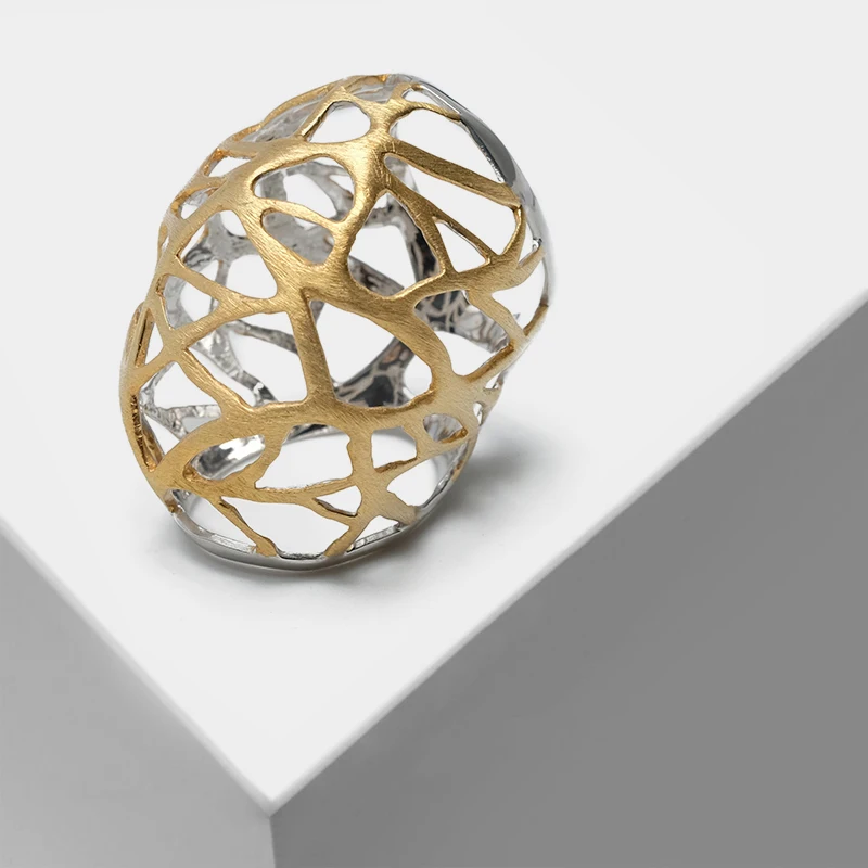 

Vintage Exaggerated exquisitely irregular pierced design two-tone Rings