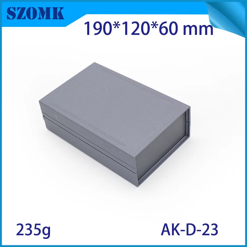 

1 piece good quality enclosures housing of electronics with light grey color and screws 190x122x60mm desk top case housing szomk