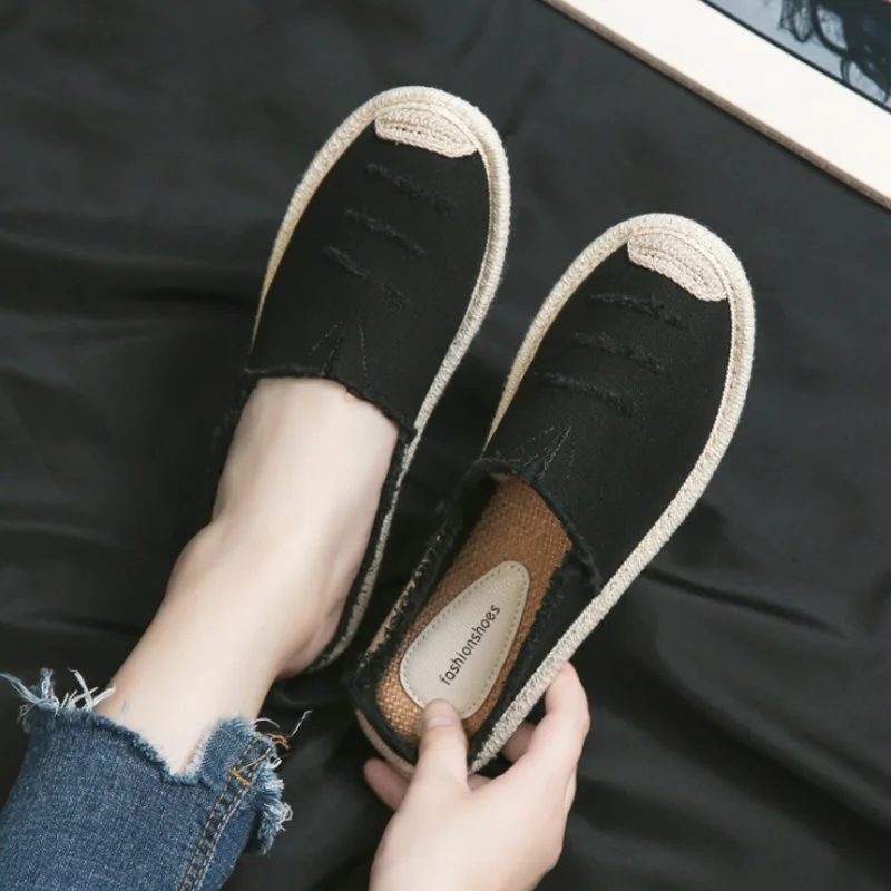 Summer women's shoes flat casual shoes half heel breathable Espadrilles fashion Shallow slip sneakers women canvas slippers - Цвет: black