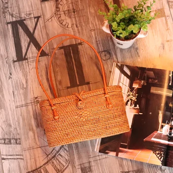 

New Indonesian Unique Rattan Bag Short Portable Large Straw Bag Female Out Street Shooting Features Handbag Shoulder Bag Totes