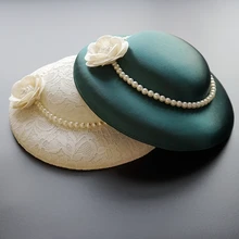 Sombrero de boda grande del satén de la vendimia mujeres flor de la perla británica tocado rojo rosa encaje verde Floral cóctel Show tocado de fiesta