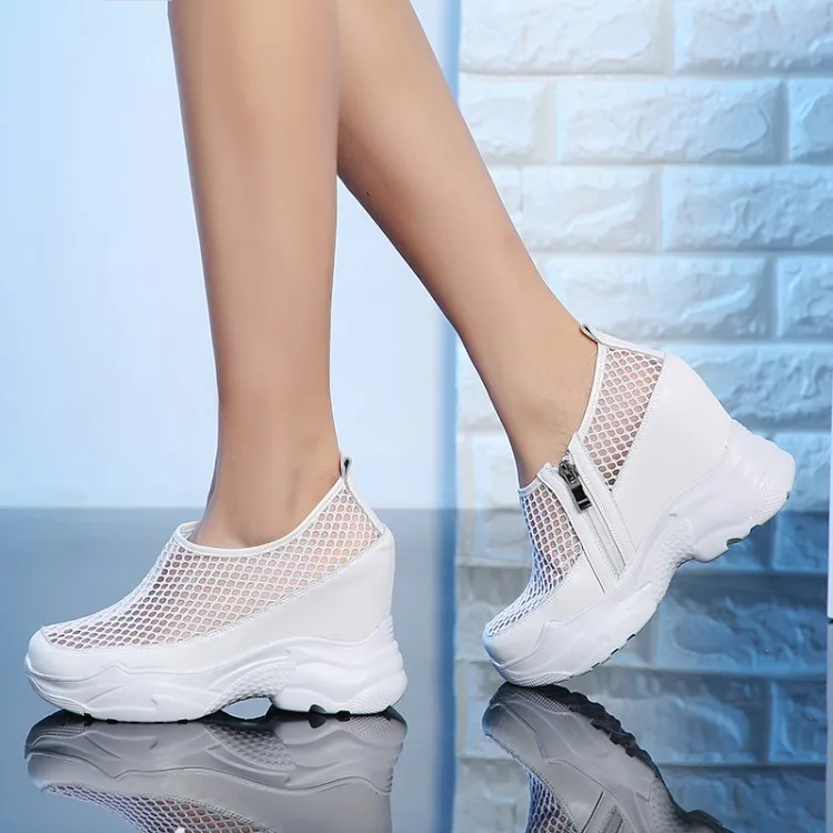 Женские кроссовки; Модные женские кроссовки из дышащей сетки, визуально увеличивающие рост, без шнуровки; кроссовки на платформе; женская повседневная обувь из натуральной кожи - Цвет: Белый