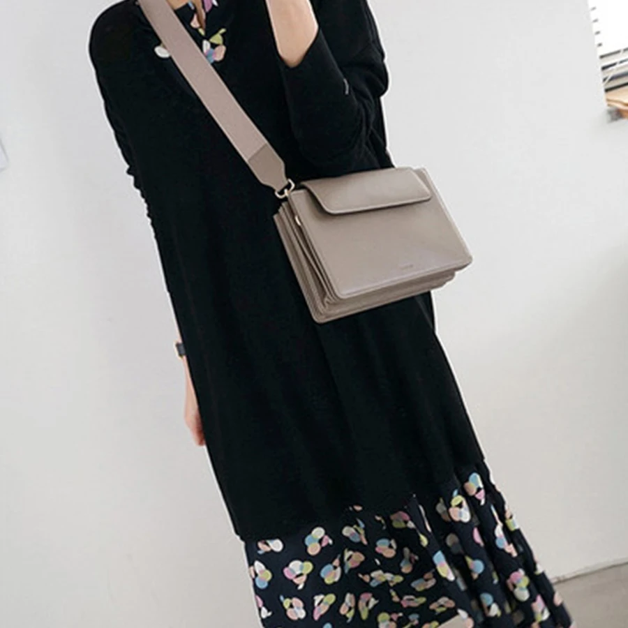 عارضة صغيرة رفرف حقيبة المرأة حقيبة كتف متعدد الطبقات الساخن بيع الإناث Crossbody حقيبة ساعي عالية الجودة خمر الحبوب