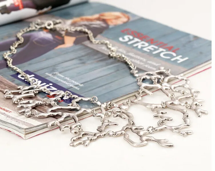 2045198698_1950307735